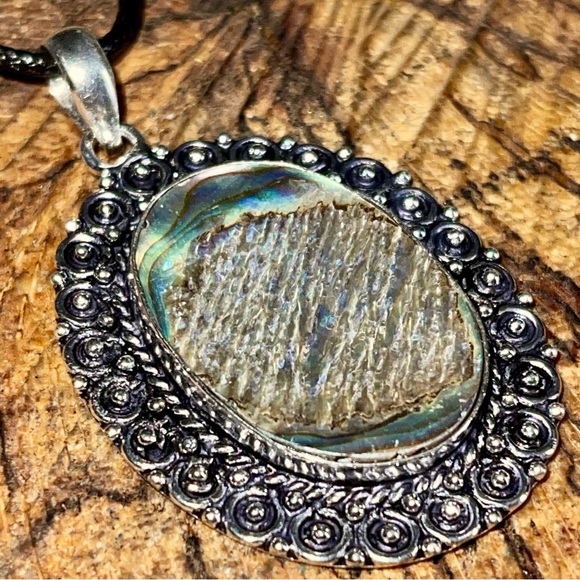 Abalone Shell Pendant 2 1/4” - Picture 6 of 11